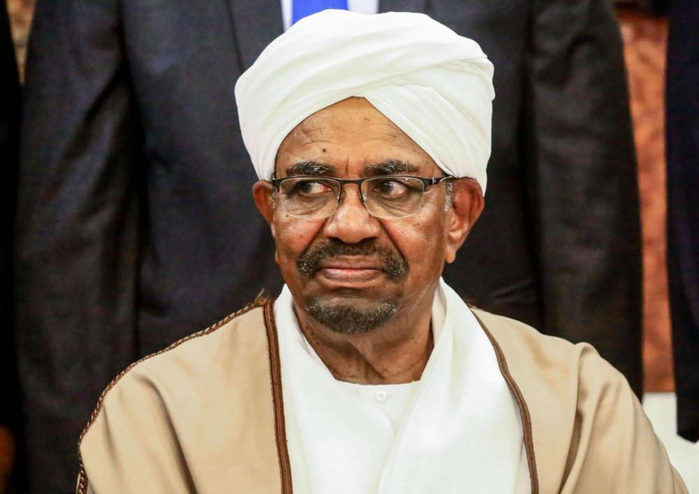 الأمن السوداني يعتقل أقارب للبشير 
