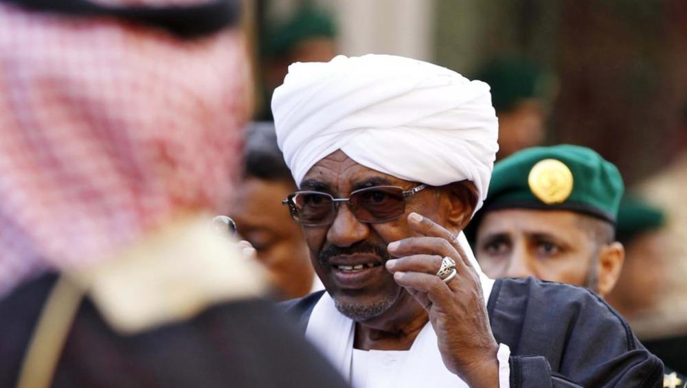 البشير في إحدى الدول الخليجية.. هل خُدع السودانيون..؟