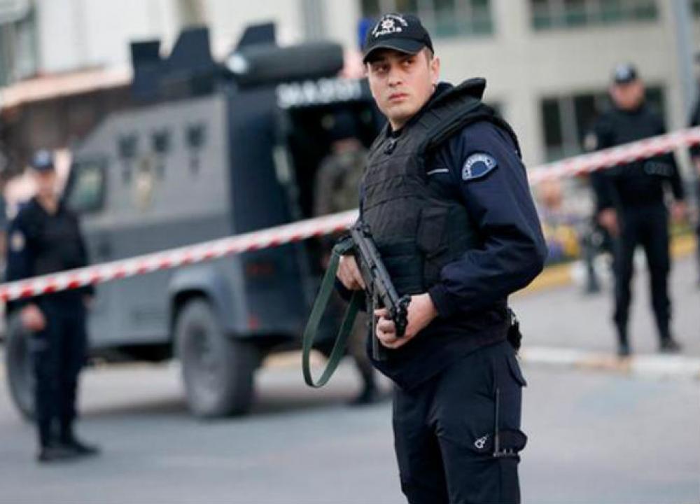 بسبب مخالفة الحظر.. الشرطة التركية تقتل شاباً سورياً 
