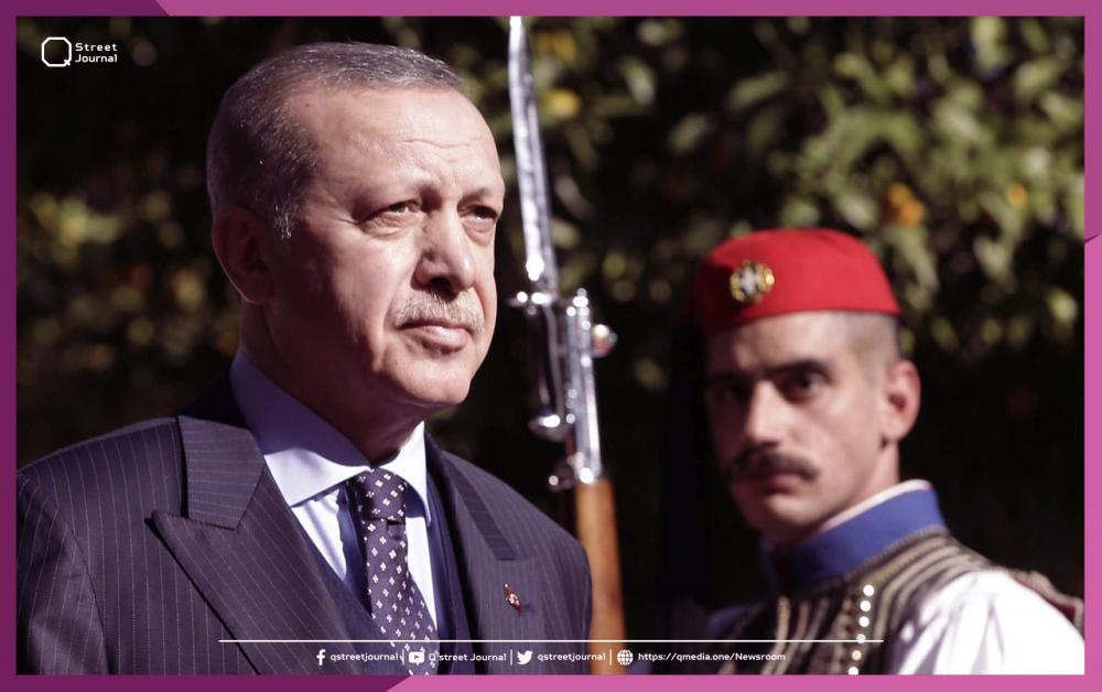 أردوغان يفتخر بوزير خارجيته لهذا السبب؟