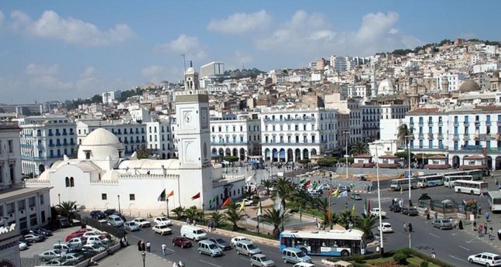 إجماع في الجزائر على رفض المرحلة الانتقالية 