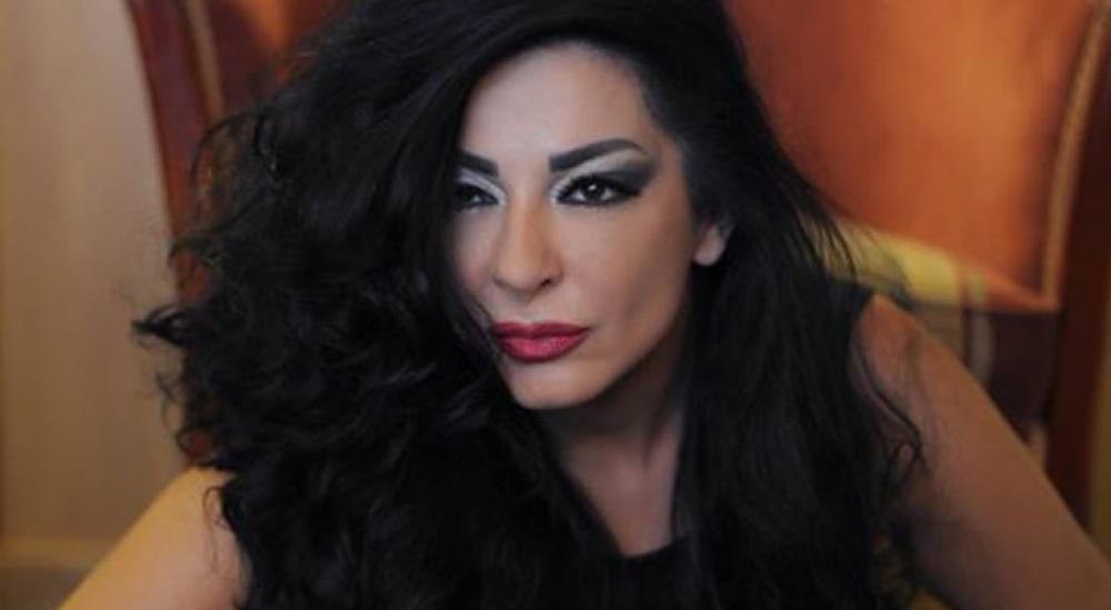 ممثلة لبنانية تدعو لحرق الفلسطينيين في "أفران هتلر" !