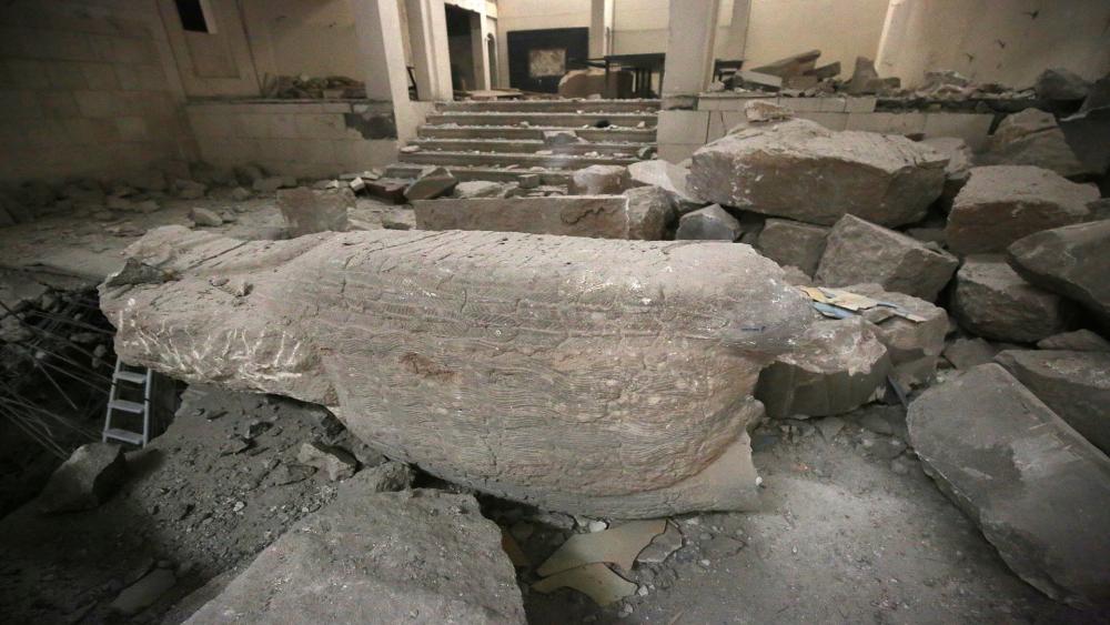 العراق.. القبض على محطم آثار "متحف الموصل"