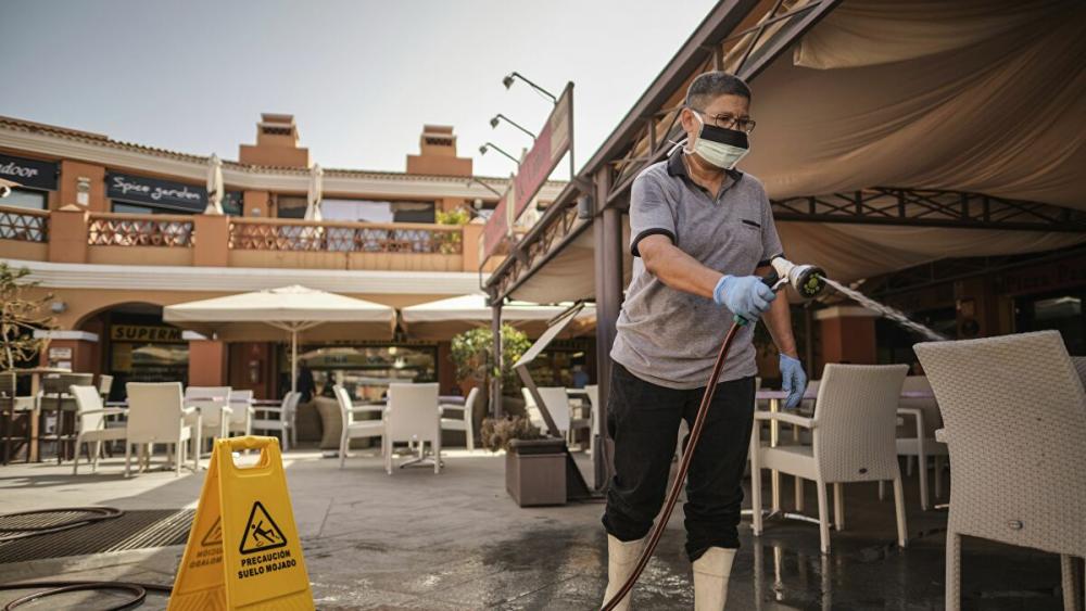 فيروس جديد "ينتشر دون أن يلاحظه أحد" في إسبانيا