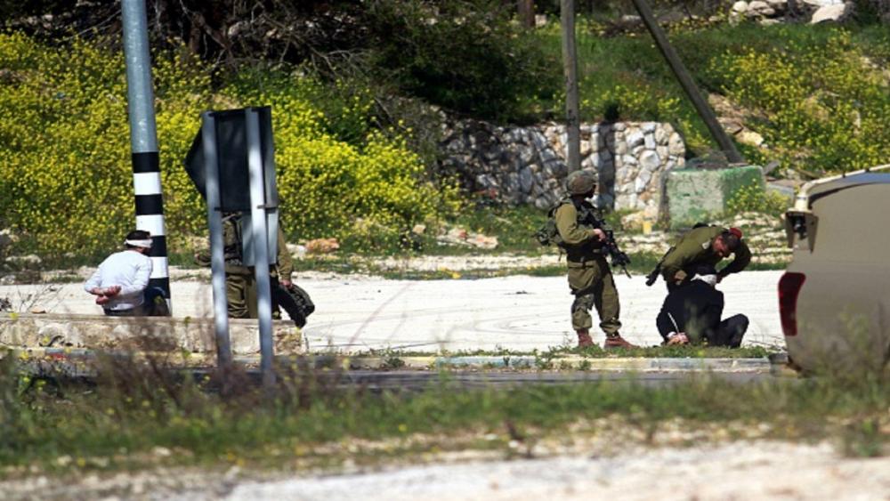 الجيش الإسرائيلي يطلق النار على فلسطيني