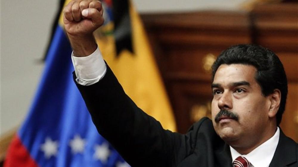 مادورو يتهم واشنطن بالتخطيط للإطاحة به