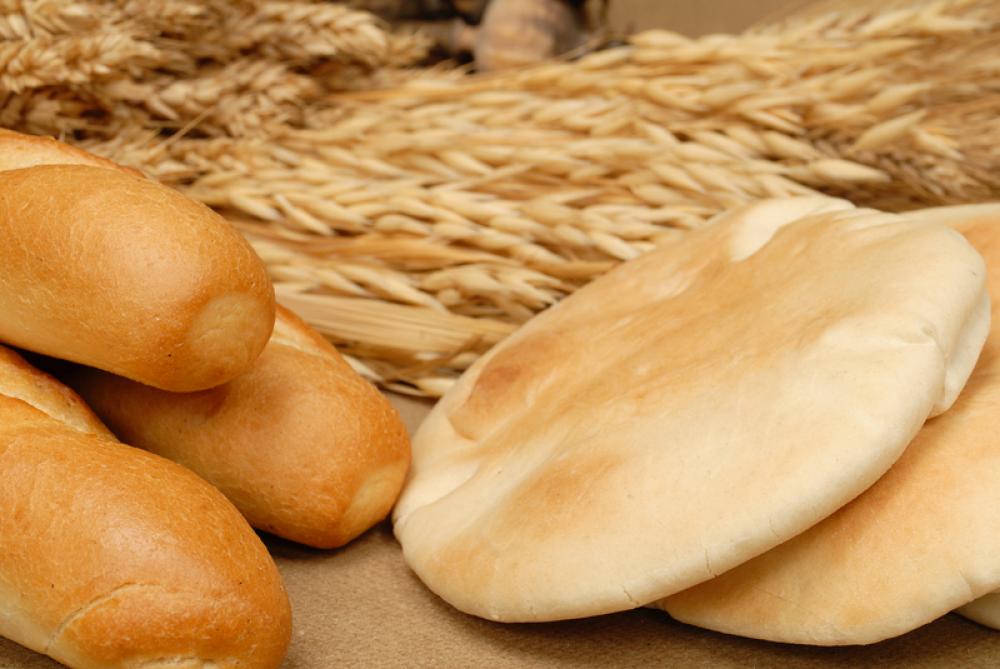 التجارة الداخلية تنفي رفع سعر الخبز السياحي والصمون
