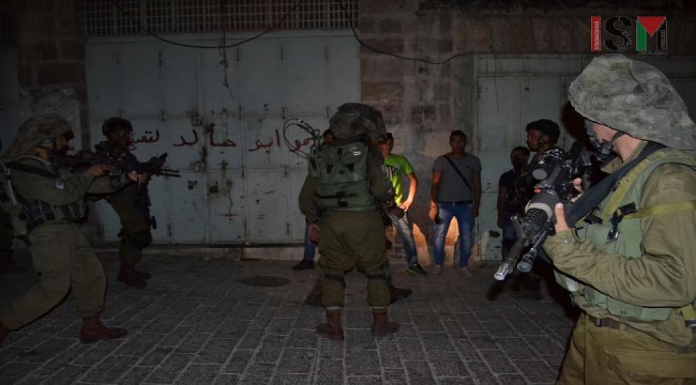 اعتقالات إسرائيلية في الضفة تطال أسرى مُحررين