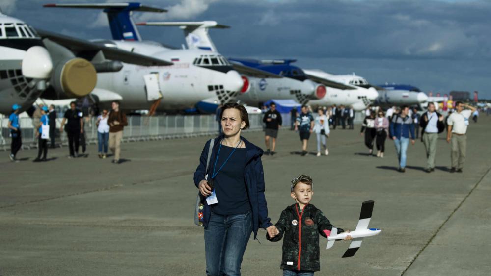 روسيا تحتجز مسافرين "إسرائيليين" في أحد مطاراتها 