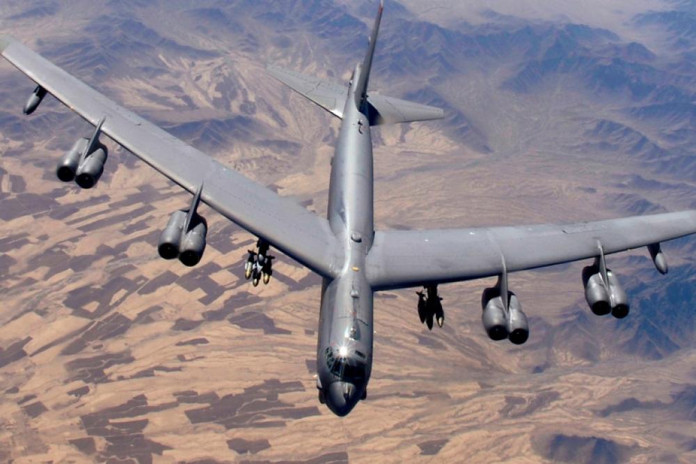 عيون إيران على قاذفات B-52 الأمريكية