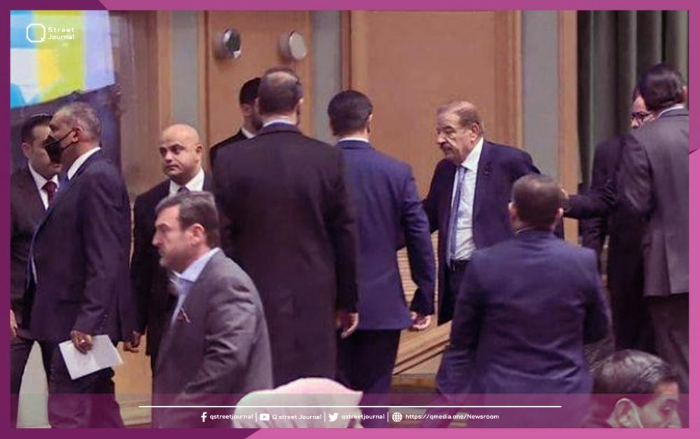 بسبب «كلمة».. عراك بالأيدي في البرلمان الأردني
