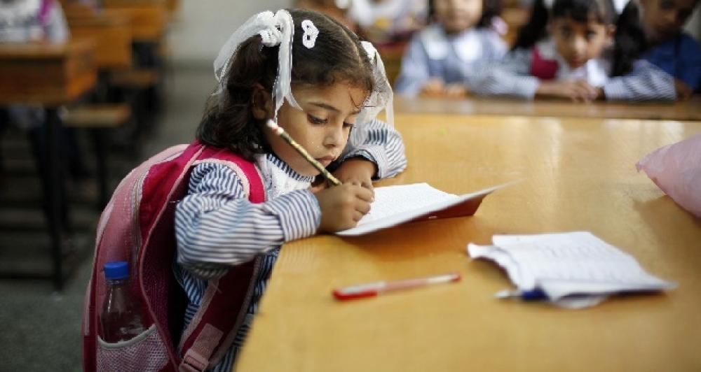 فصل الطلبة الفلسطينيين من المدارس اللبنانية!