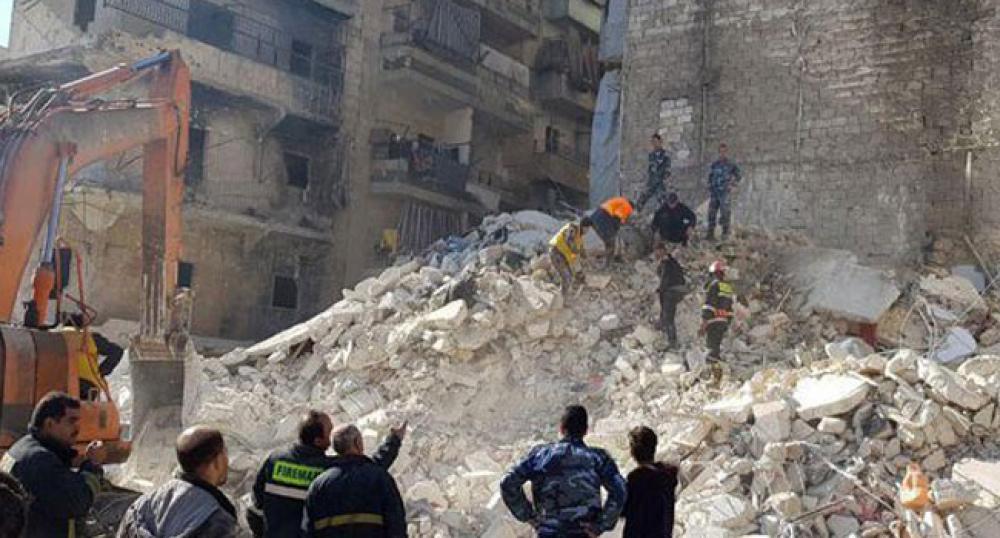 حلب تواصل إخلاء الأبنية المهددة بالسقوط