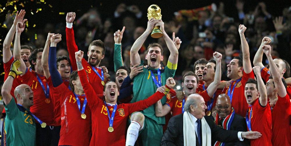  أبطال مونديال 2010 يترشحون لرئاسة الاتحاد الإسباني 