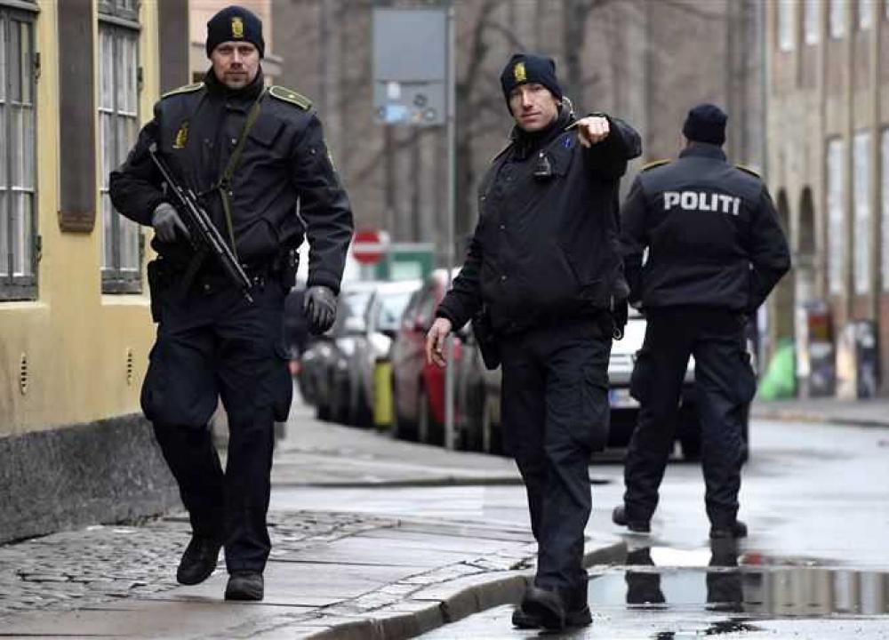 عطس في وجه الشرطة الدنماركية وصرخ "كورونا".. ليحكم عليه بالسجن