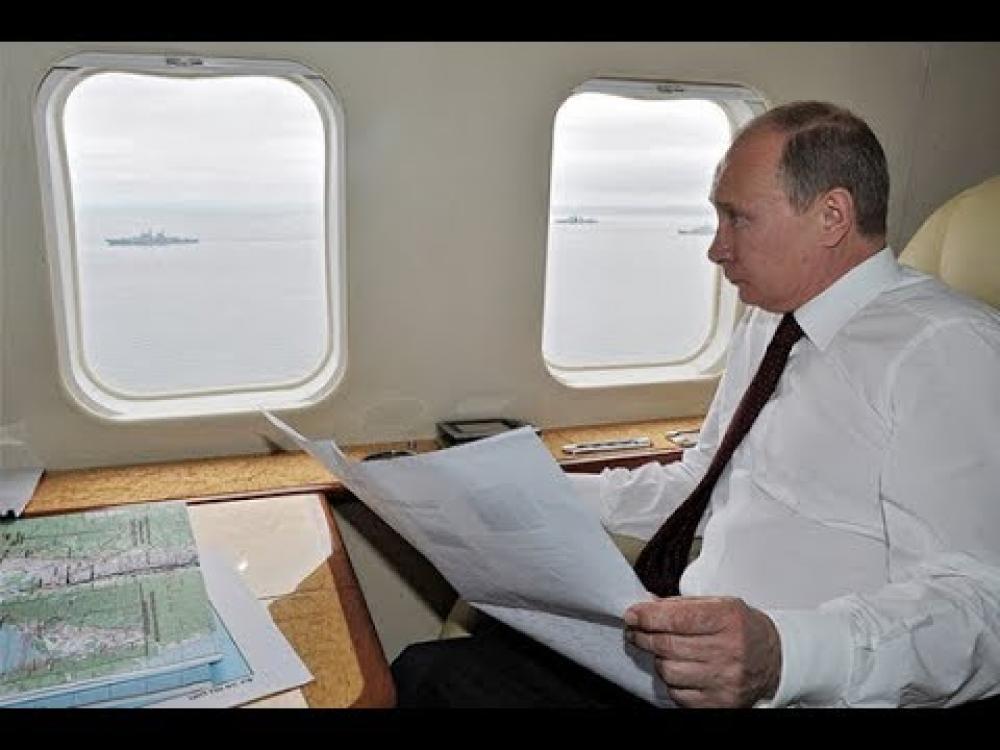 بوتين يصل إلى بلغراد برفقة مقاتلات حربية