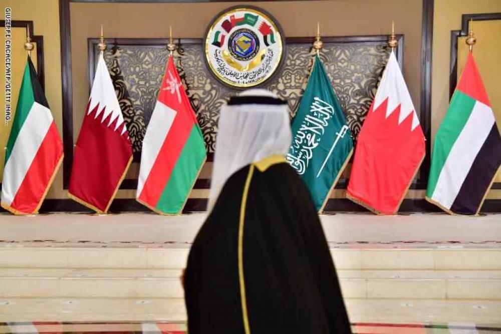 قطر تهاجم توقعات قرقاش