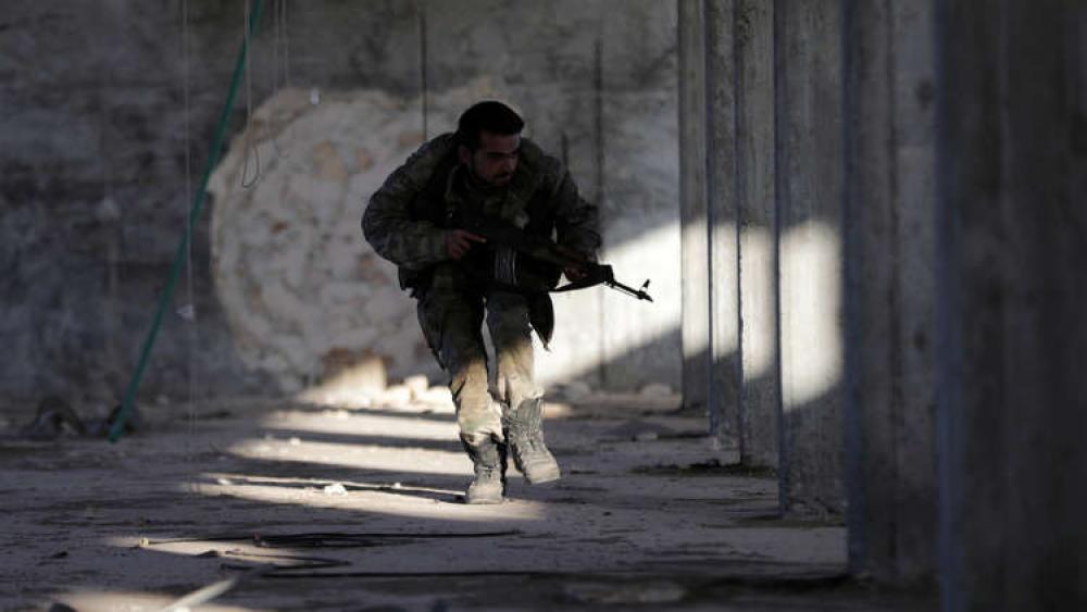 الاقتتال بين المسلحين "يشتعل" في ريفي "إدلب" و"حماة"