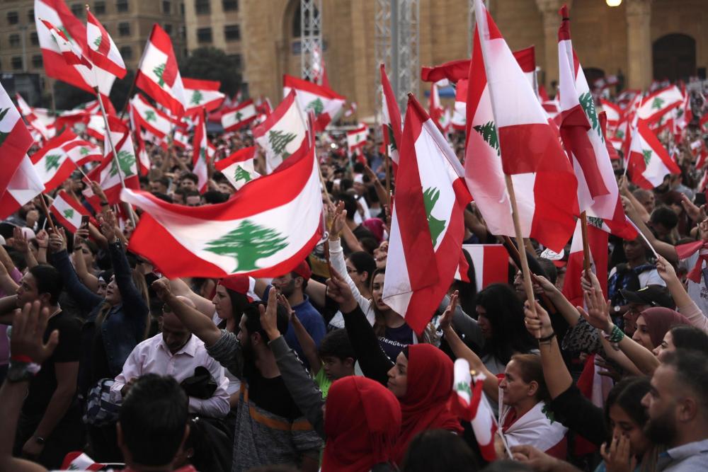 تجدّد الحراك اللبناني احتجاجاً على تقنين الكهرباء!