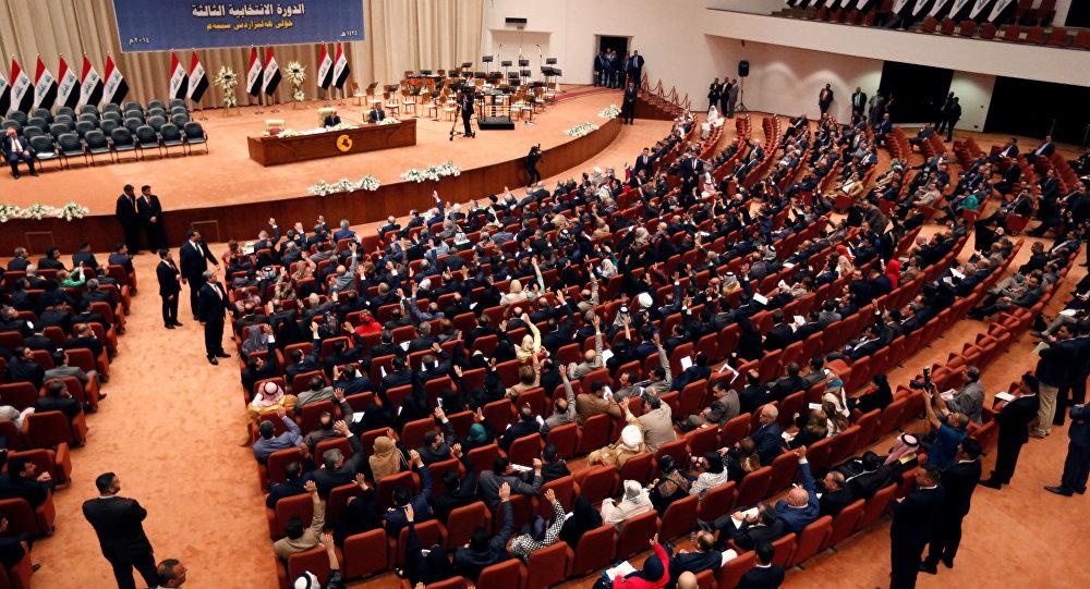  العراق.. البرلمان يفوّض الحكومة بإنهاء الوجود الأمريكي في البلاد