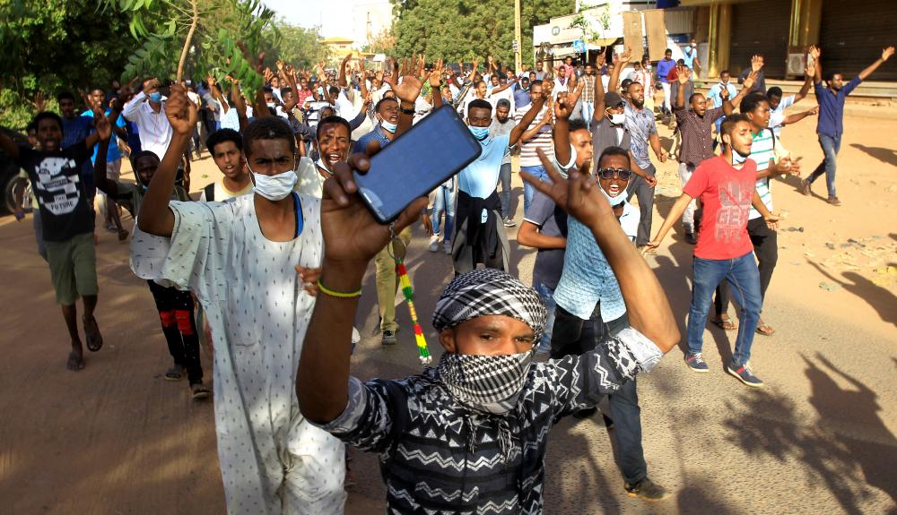 الصحة السودانية تعلن عن عدد ضحايا الاحتجاجات