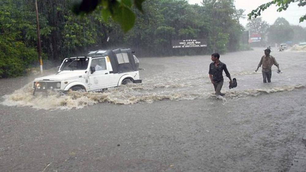 ارتفاع عدد القتلى بسبب السيول في الهند وبنجلادش إلى 300 ضحية