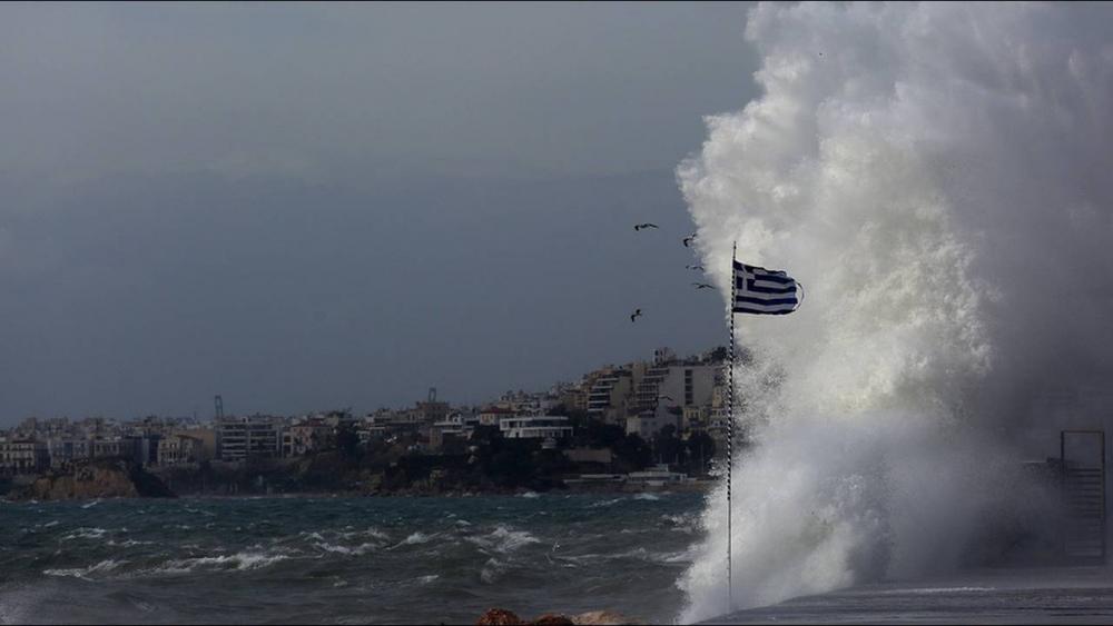 الطقس يتسبب بمقتل 6 أشخاص باليونان