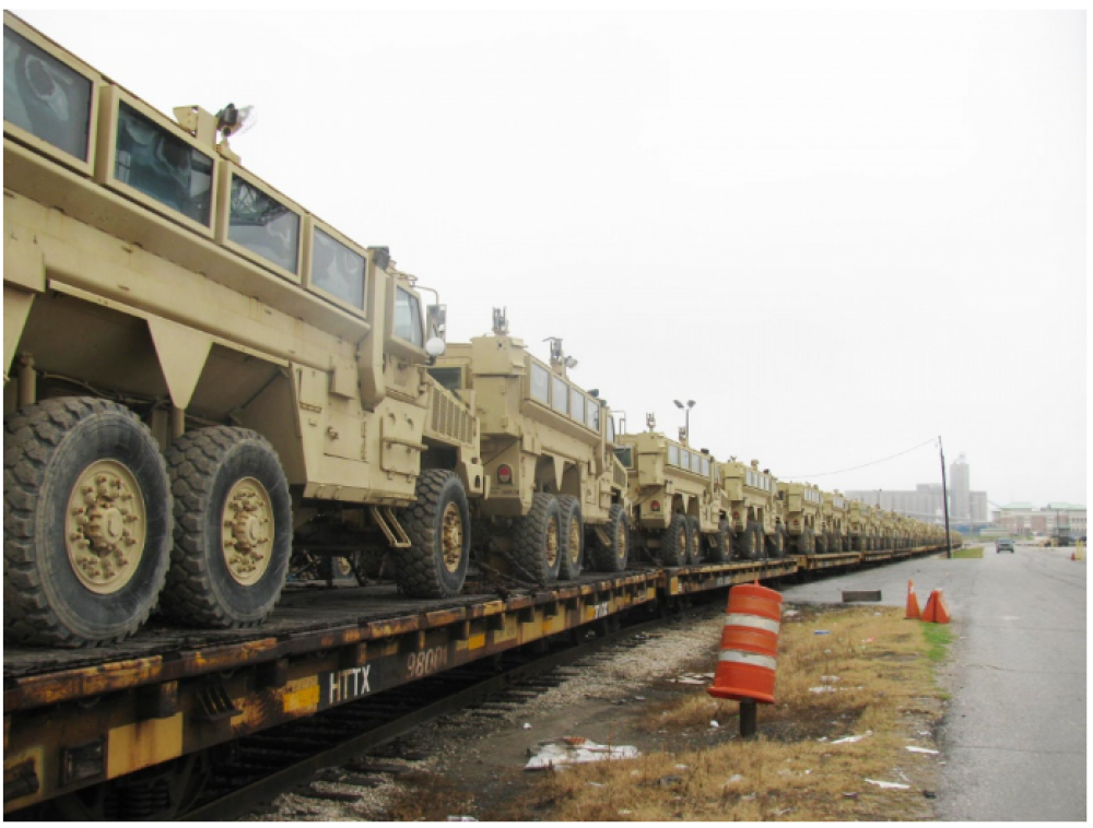 الولايات المتحدة تزود الجيش المصري بـ930 عربة مدرعة
