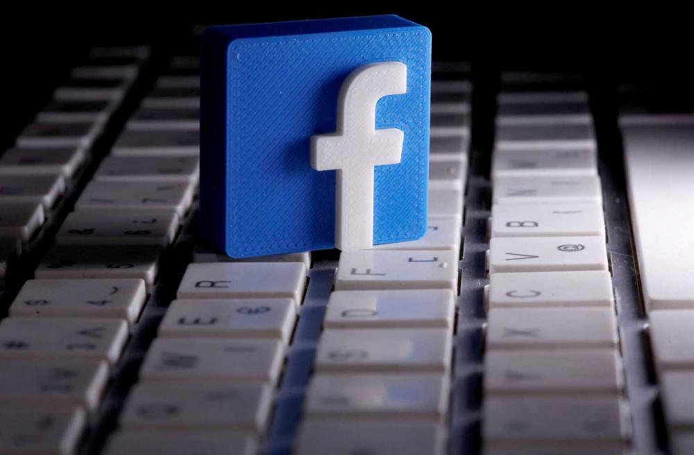 قبل الانتخابات الأمريكية.. فيسبوك يدرس فرض حظر الإعلانات السياسية 