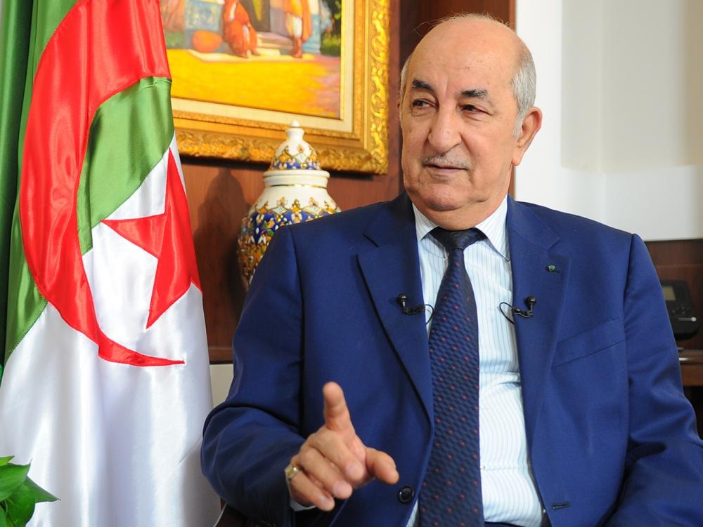 الرئيس الجزائري يحذر من تحول ليبيا إلى "سوريا جديدة"