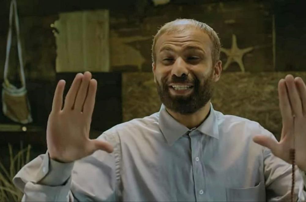مصطفى المصطفى يخوض تحدي سؤال ورد غطاه عبر كيوميديا‎