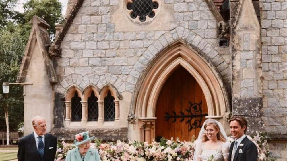 قصر بكنغهام يكشف تفاصيل زواج الأميرة البريطانية بياتريس "السري"
