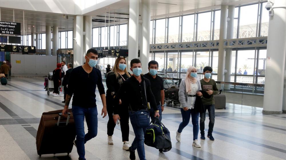 قرار حكومي بشأن السوريين العالقين على الحدود اللبنانية