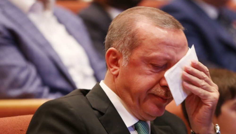 تقارير إعلامية تتحدث عن انهيار الاقتصاد التركي