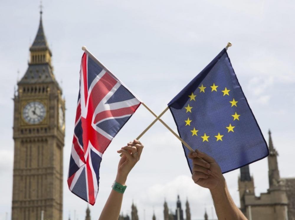 بريطانيا تلوح بقطع علاقاتها مع الاتحاد الأوروبي