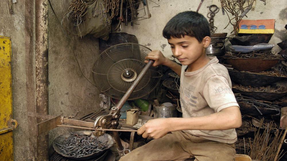 المحافظة تعترف باستغلال الأطفال للعمل 