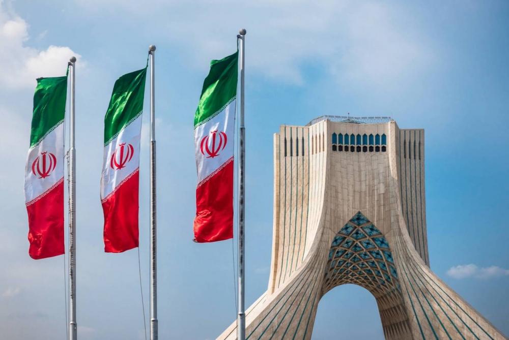 «طهران» تعلن عن تطور هام فيما يتعلق بـ«كورونا»