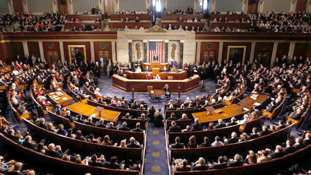 الكونغرس الأمريكي يقرّ خطة تدخل بترليوني دولار بسبب كورونا