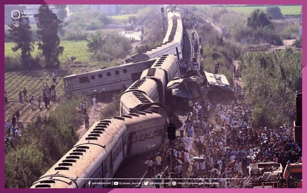 أوقع عشرات الضحايا.. كيف حدث التصادم بين قطارين بمصر؟