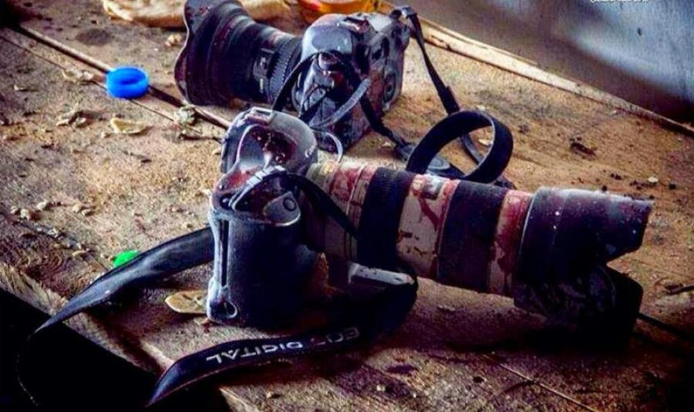 إصابة إعلامي خلال معارك الجيش السوري في ريف حماة