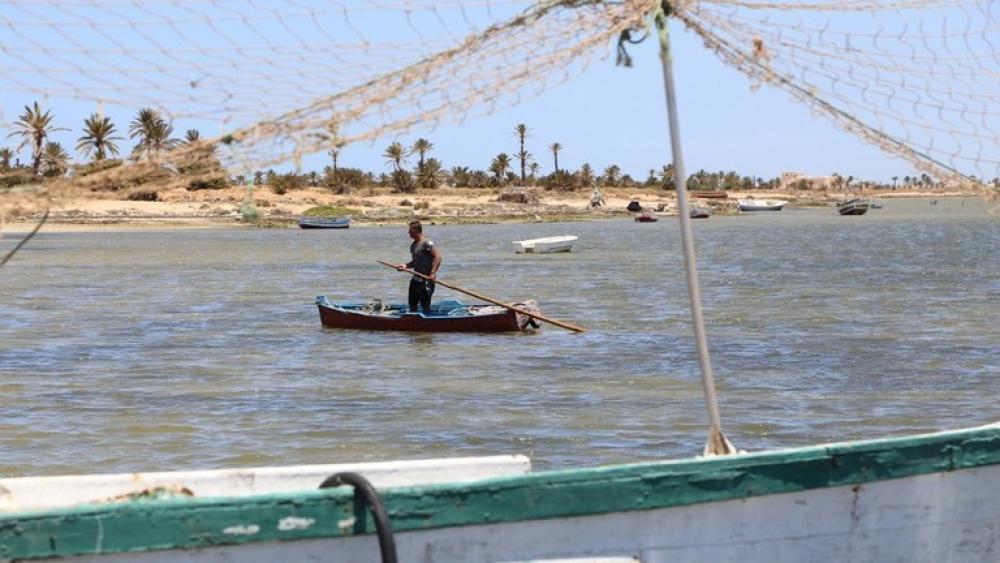 غرق قارب قبالة سواحل تونس