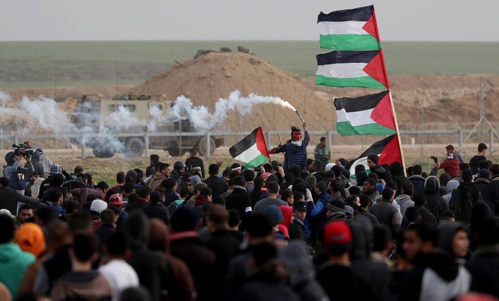 إصابة 104 فلسطينياً  بنيران الاحتلال خلال مسيرات العودة في غزة