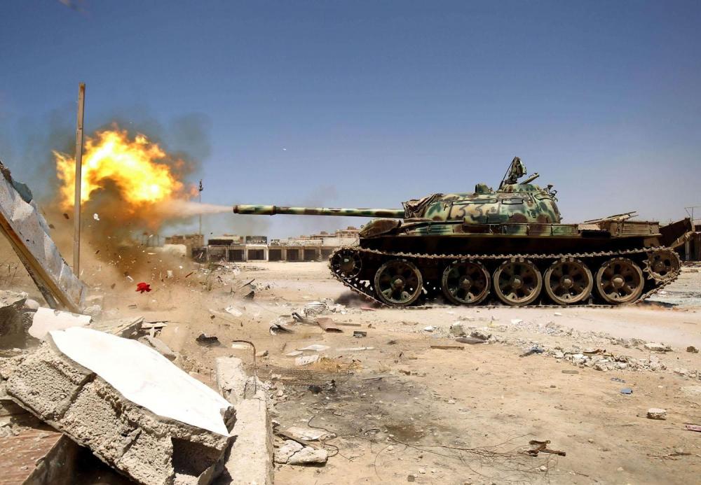 الجيش الليبي يستهدف مواقع لمليشيات متشددة في هذه المنطقة 