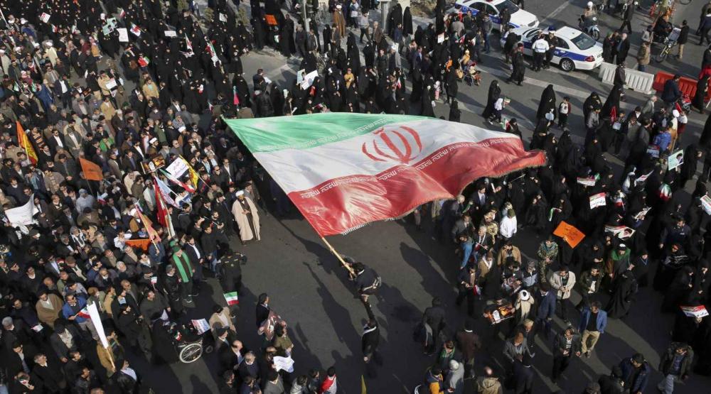 قتيلٌ وجرحى يُدخلان إيران حلبةَ الاحتجاج بشكل حقيقي!