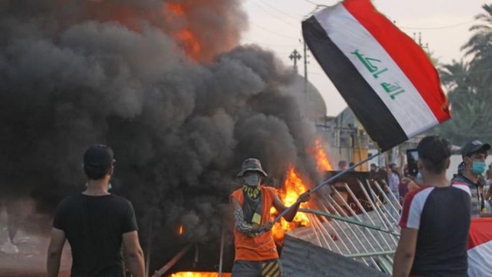  تعطيل الدوائر الحكومية بـ 3 محافظات عراقية وسط دعوات لإضراب عام