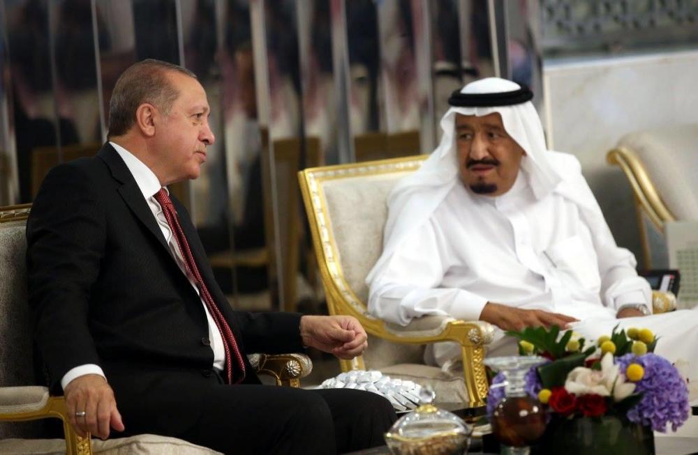 الملك السعودي يتصل بأردوغان.. ما السبب؟