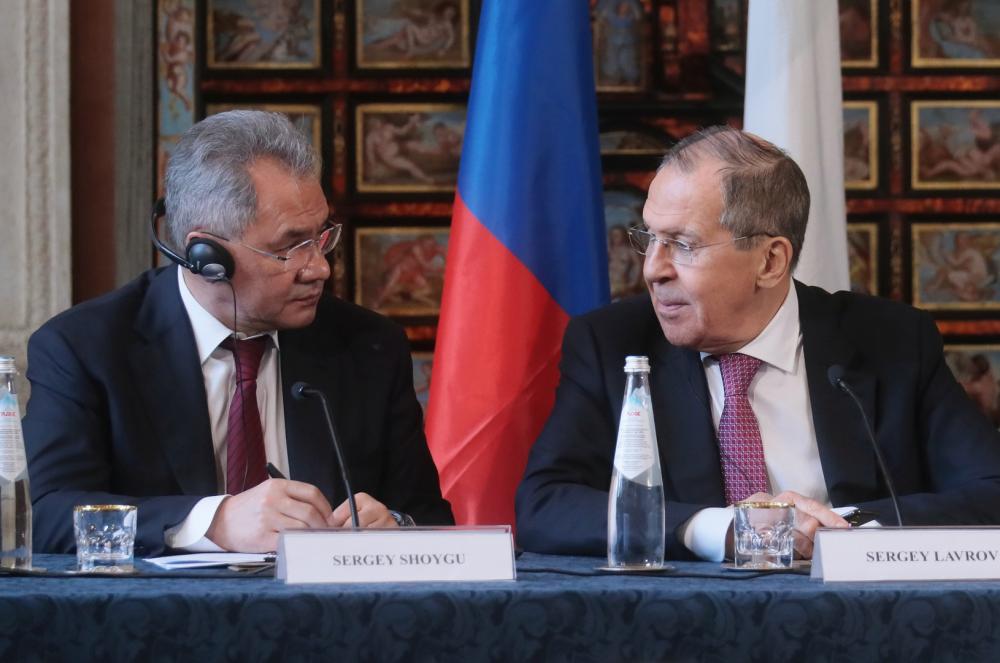 وزيران روسيان يصلان إلى أرمينيا لهذا السبب