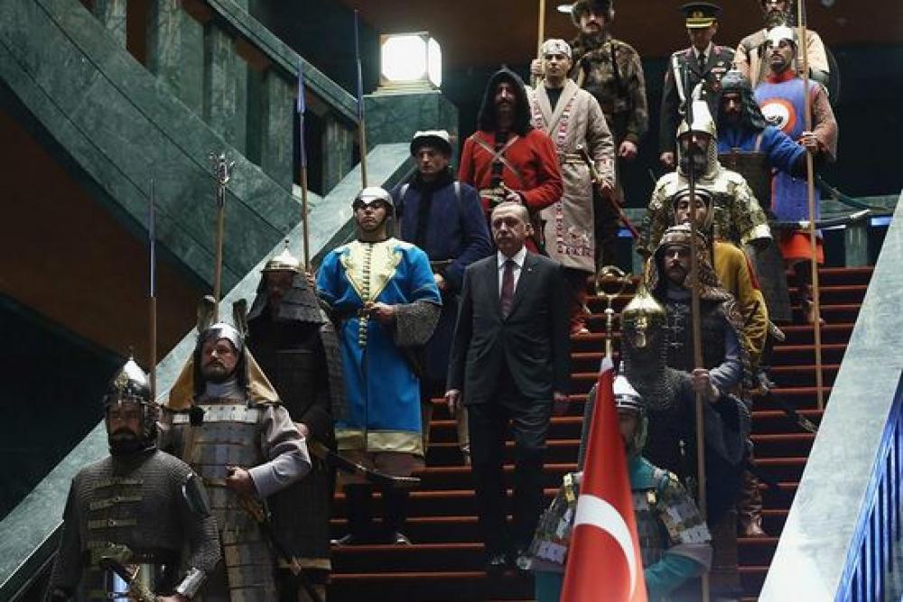 "أردوغان" يستعين بـ"جده المتوفي" !