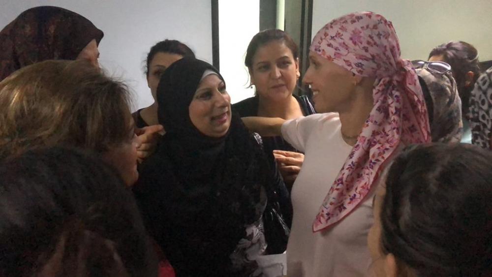 ضمن حملة "سرطان الثدي".. السيدة "أسماء الأسد" تدعم عددا من النساء لإجراء الفحوصات