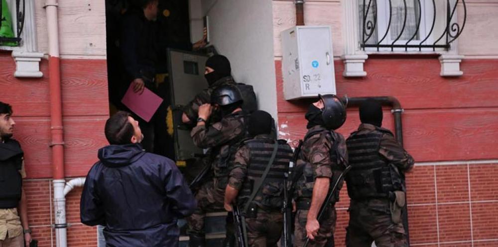 تركيا.. اعتقالات لصحفيين معارضين لـ"نبع السلام" 